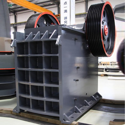 PE250*400 triturador de rocha móvel triturador de mandíbula com alta capacidade T/H 0,4-7,5 e motor AC