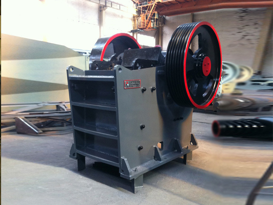 PE600*900 Crusher de mandíbula de pedra de granito de mina Manutenção fácil e pedido personalizado