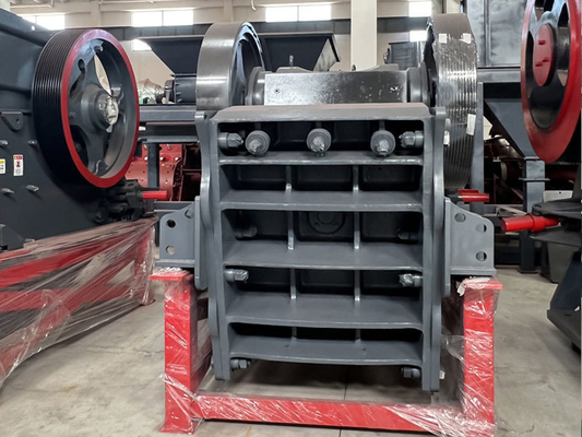PE600*900 Crusher de mandíbula de pedra de granito de mina Manutenção fácil e pedido personalizado