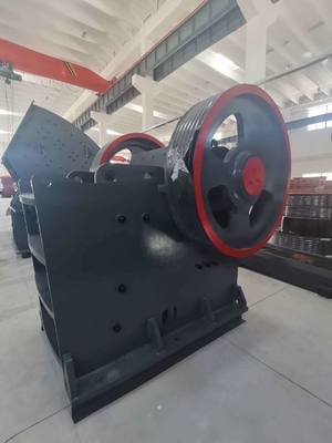 Máquina de trituração de rocha para construção Máquina de triturador de mandíbula Linea de filtragem de saída Tamanho 65-140mm