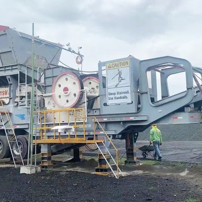 Máquina de trituração de cone de impacto móvel para agregados minério de pedra YD1349E912 dentro de 1