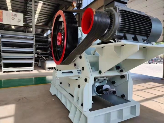 100tph Estacionária Quarry Rock Stone C6X110 Jaw Crusher Trituradora de Materiais de Minério