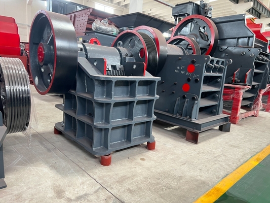 Mercadotecnia direta de triturador de mandíbulas de calcário de 10-100tph com tamanho de entrada 900*600mm