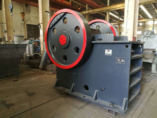 Máquina de trituração de mandíbulas para mineração preferencial para PE400*600/PE500*750/PE600*900/PE750*1060/PE900*1200