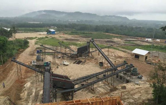 Instalação de linha de triturador de mandíbula padrão para produção de agregados de pedra de mineração no mercado