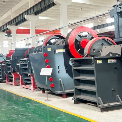 Rocks Granite Marble Pec Jaw Stone Crusher com conveyor belt Inlet Tamanho 0-410mm