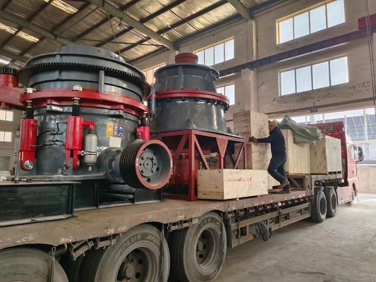 30-280kw Potência do motor Personalização de moagem de cone de mola para minério frágil de dureza média