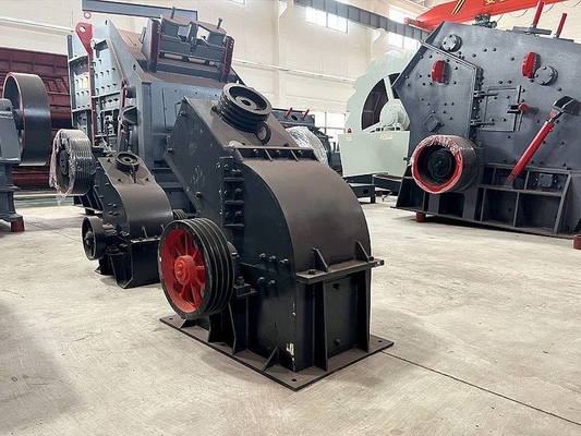 PC400*300 Máquina de esmagamento de martelos para instalações de esmagamento de minério e de minas sob orientação técnica